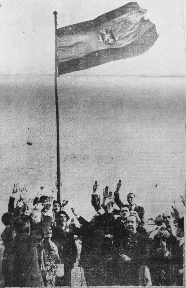 SAM_4855_Izamiento Bandera Emb 1939.JPG
